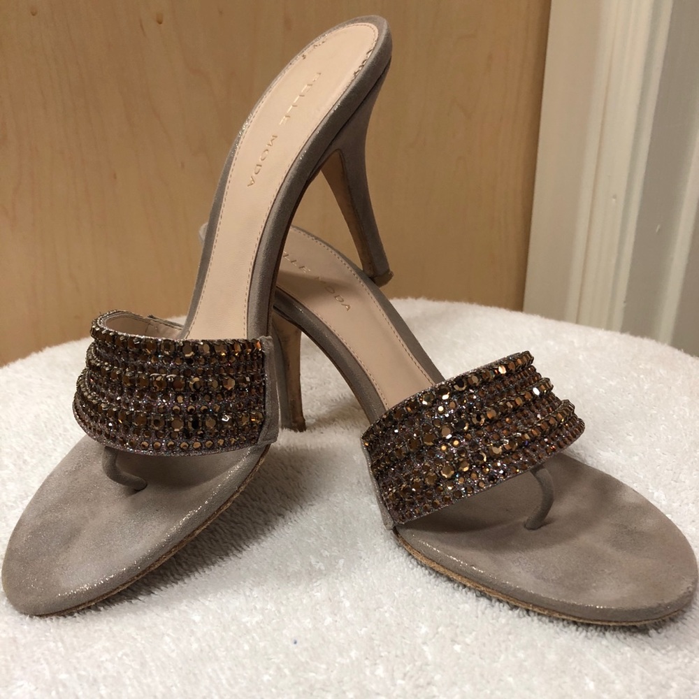 Beaded slides